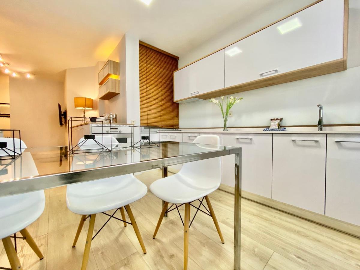 Charming La Casa De La Castellana Apartment Madrid Bagian luar foto