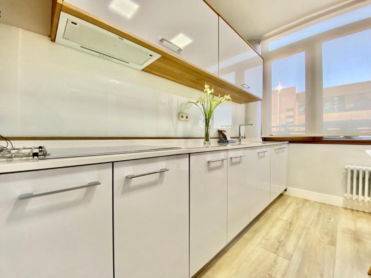 Charming La Casa De La Castellana Apartment Madrid Bagian luar foto